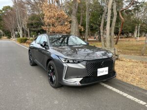 DS AUTOMOBILES DS4 パフォーマンスライン E-TENSE