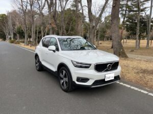 VOLVO XC40　Ultra B4 AWD