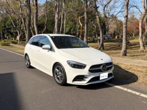 Mercedes-Benz Bクラス B200d AMGラインパッケージ