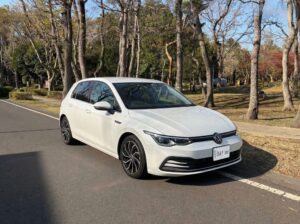 Volkswagen Golf　eTSI Active Platinum Edition