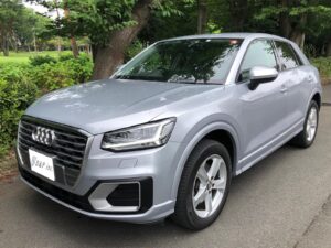 Audi Q2　1.0TFSIスポーツ